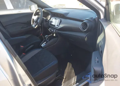 2018 Nissan Kicks S z USA, uszkodzony, nr VIN 3N1CP5CU2JL522012